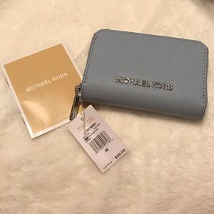 ✨✨NWT!✨MICHAEL KORS Jet Set Travel Small wallet 🆕